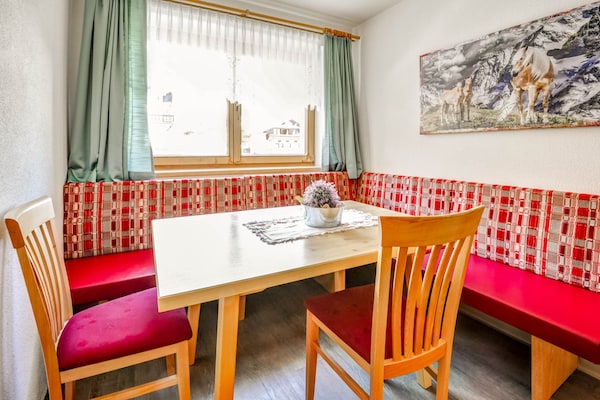 Foto van Appartement in Längenfeld bij Sölden Skilift - Vakantiehuis in Längenfeld - DiningRoom