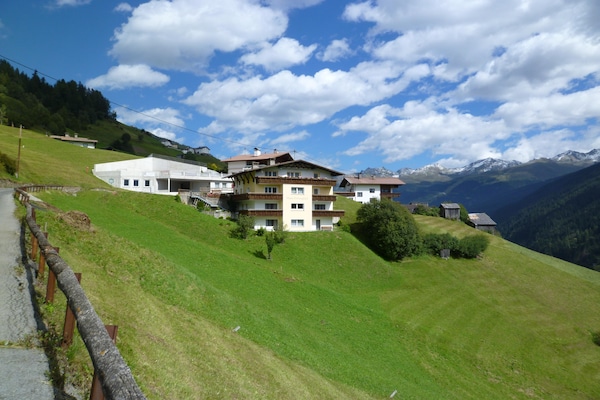 Foto van Gezellig appartement met prachtig uitzicht - Vakantiehuis in Kappl - AreaSummer1KM