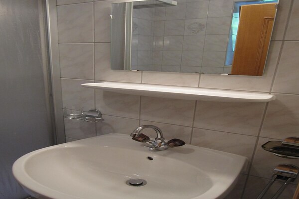 Foto van Appartement in Kappl inclusief Silvretta Card - Vakantiehuis in Kappl - BathRoom