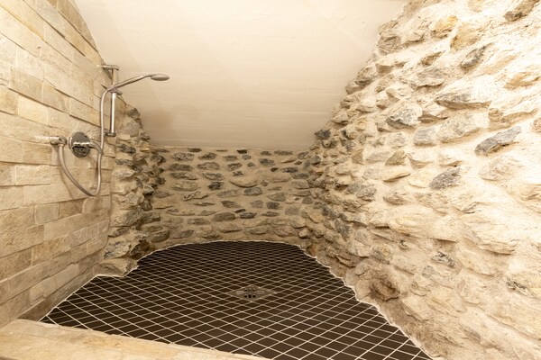 Foto van Appartement in Strengen bij Skibus - Vakantiehuis in Strengen - BathRoom