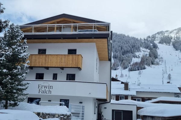 Foto van Appartement in St. Anton met sauna - Vakantiehuis in St. Anton am Arlberg - ExteriorWinter
