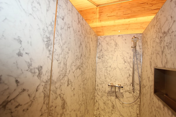 Foto van Chalet in Schruns bij Montafon Skilift - Vakantiehuis in Schruns - BathRoom