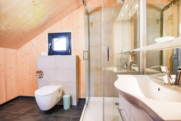 Foto van Elegant chalet vlakbij skipistes - Vakantiehuis in Hohentauern - BathRoom