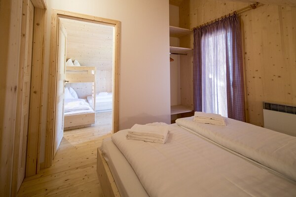 Foto van Chalet met binnenjacuzzi - Vakantiehuis in Sankt Georgen am Kresichberg - BedRoom