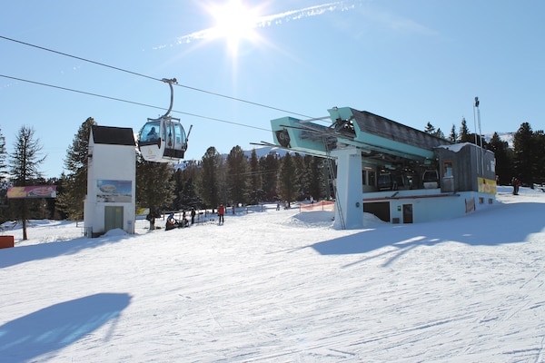 Foto van Stijlvol chalet met infraroodsauna - Vakantiehuis in Kreischberg Murau - AreaWinter1KM