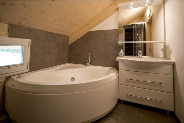 Foto van Chalet met infraroodsauna - Vakantiehuis in Sankt Georgen am Kresichberg - BathRoom
