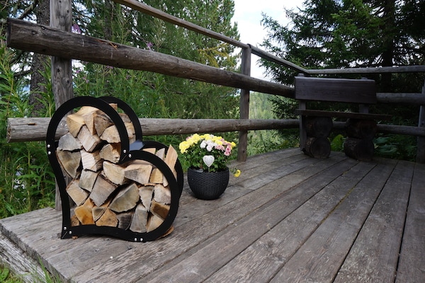 Foto van Chalet in Turracher Höhe met Ski-In/Ski-Out - Vakantiehuis in Stadl-Predlitz - TerraceBalcony