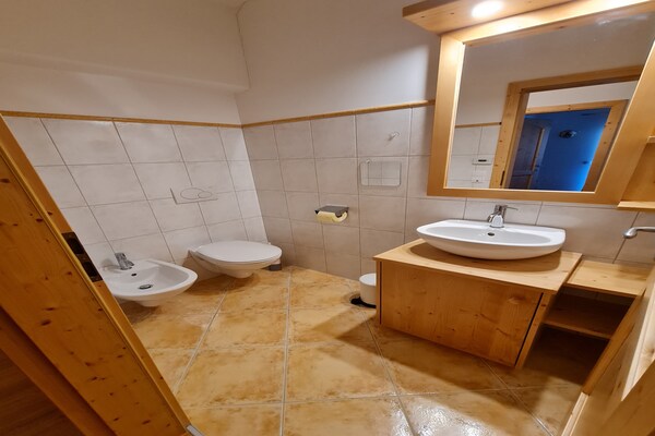 Foto van Luxe appartement in Bad Kleinkirchheim - Vakantiehuis in Bad Kleinkirchheim - BathRoom