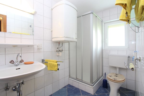 Foto van Appartement in Fresach bij Skigebieden - Vakantiehuis in Fresach - BathRoom