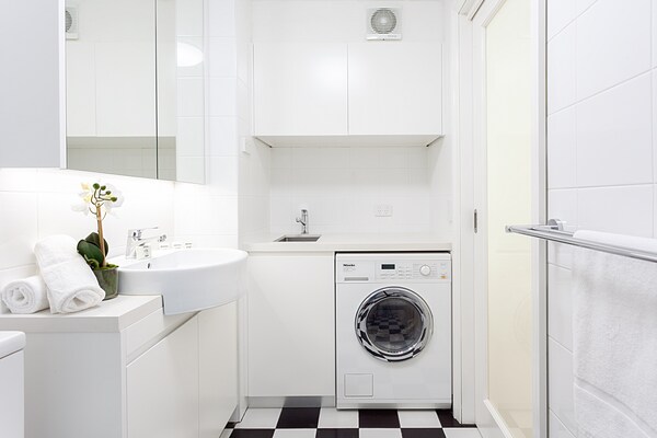Foto van Groen en rustig studio-appartement in Inner West - Vakantiehuis in Lewisham - BathRoom