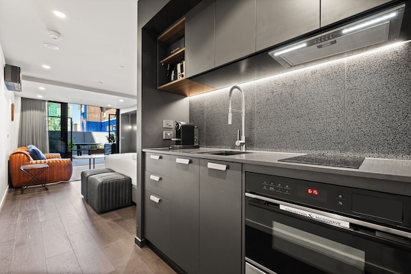 Foto van Braddon Studio: Hart van Canberra - Vakantiehuis in Braddon - Kitchen