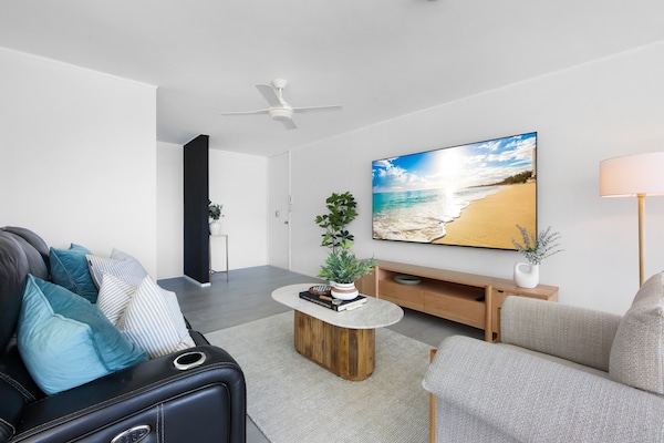 Foto van Stijlvol 2-slaapkamerappartement in Surfers Paradise met rivierzicht - LivingRoom
