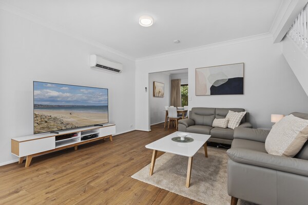 Foto van Huis met 3 slaapkamers aan de kust, barbecue en privébinnenplaats - LivingRoom