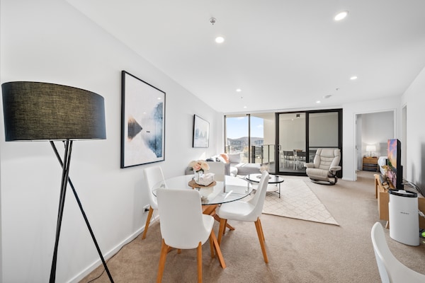 Foto van Stijlvol appartement met 2 slaapkamers in het zakendistrict van Canberra - LivingRoom