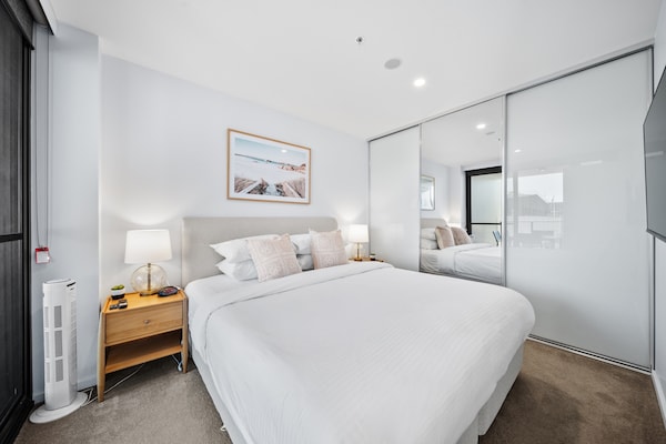 Foto van Stijlvol appartement met 2 slaapkamers in het zakendistrict van Canberra - BedRoom