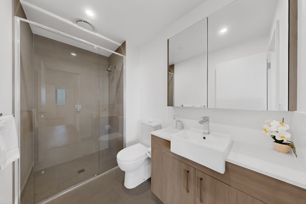 Foto van Stijlvol nieuw appartement in Cannington met parkeergelegenheid - BathRoom