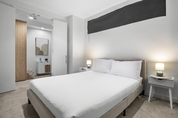 Foto van Appartement met 2 slaapkamers aan het zwembad in South Yarra - BedRoom