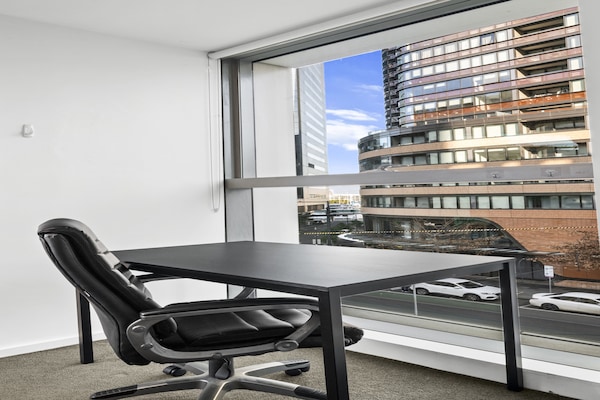 Foto van Stijlvol appartement met 2 slaapkamers van 888 Collins - TerraceBalcony