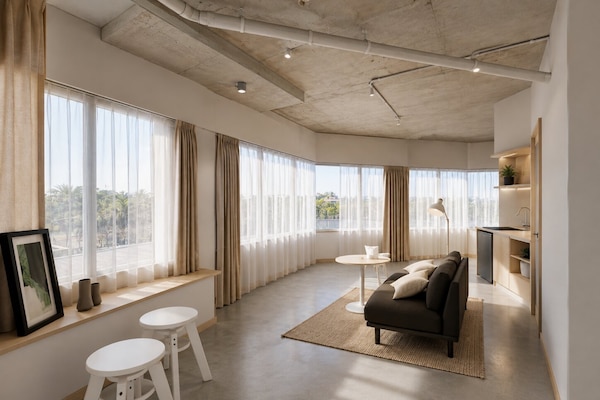 Foto van Appartement met 2 slaapkamers in Darwin CBD | BBQ op het dakterras - LivingRoom