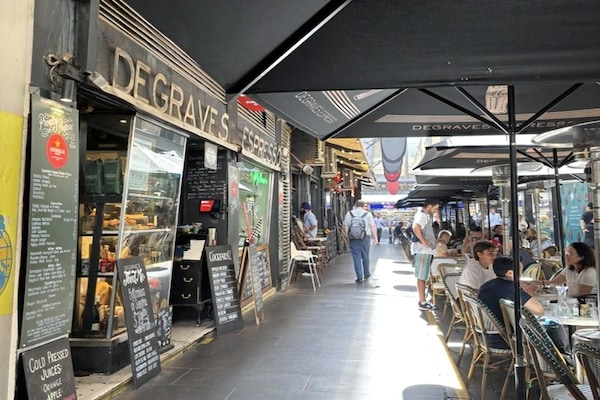 Foto van Appartement met 1 slaapkamer in Melbourne, Flinders Street - ExteriorSummer