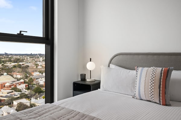 Foto van Appartement met balkon en 3 slaapkamers vlakbij Albert Park - BedRoom