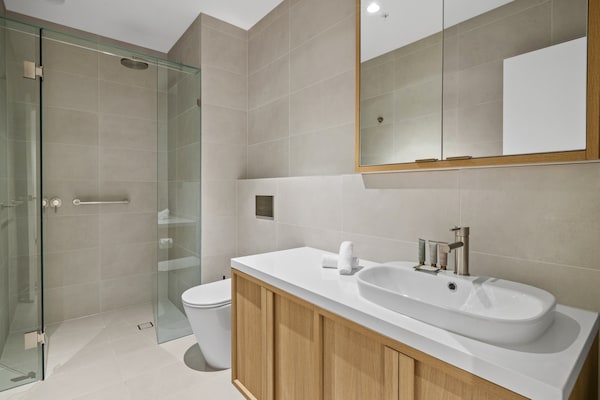 Foto van Appartement met balkon en 3 slaapkamers vlakbij Albert Park - BathRoom