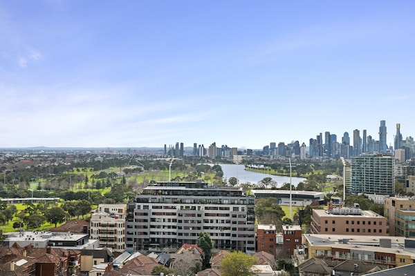 Foto van Appartement met balkon en 3 slaapkamers vlakbij Albert Park - ExteriorSummer