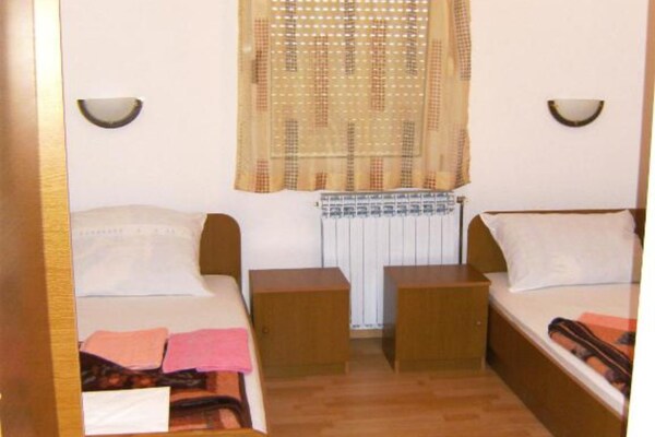 Foto van Elez Serenity Guesthouse - Twin room 1 - Vakantiehuis in Medugorje - BedRoom