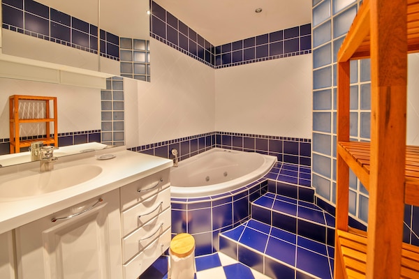 Foto van Luxe huis met sauna in Bastogne - Vakantiehuis in Bastogne - BathRoom