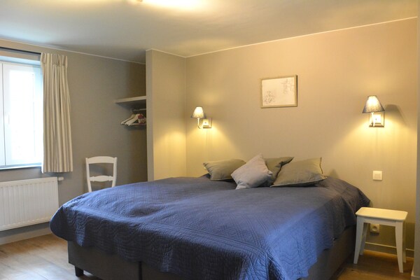 Foto van Rustig verblijf in het bos in Gesves - Vakantiehuis in Haltinne - BedRoom