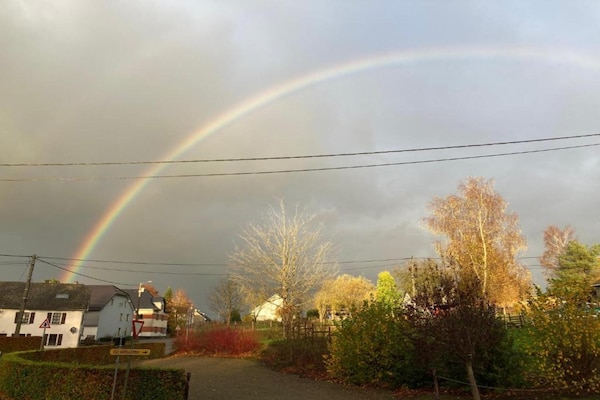 Foto van Chalet met panoramisch uitzicht en omheinde tuin - Vakantiehuis in Tenneville - AreaSummer20KM