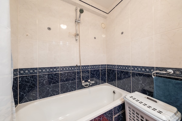 Foto van Lichtrijk appartement met zicht op zee - Vakantiehuis in Middelkerke - BathRoom