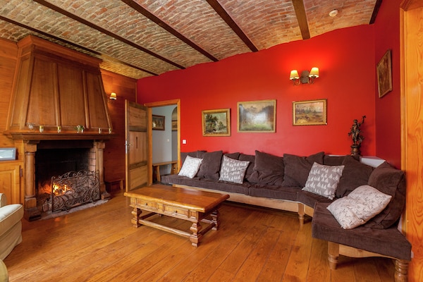 Foto van Vakantiehuis in Saint-Hubert met Sauna - Vakantiehuis in Saint-Hubert - LivingRoom