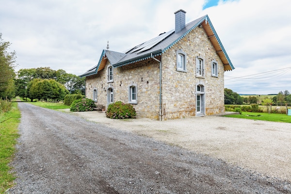 Foto van Vakantiehuis in Saint-Hubert met Sauna - Vakantiehuis in Saint-Hubert - ExteriorSummer