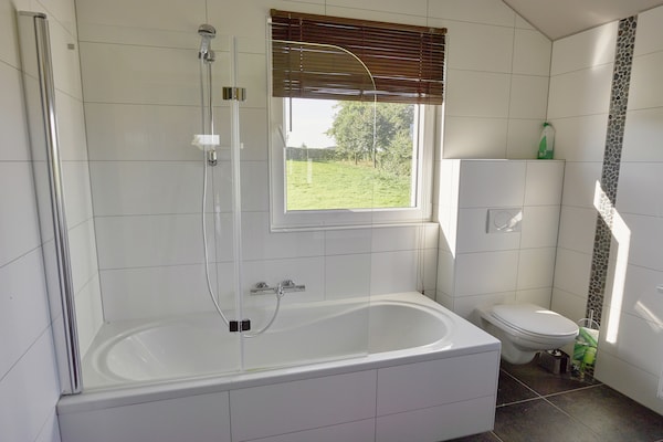 Foto van Ovifat Sauna Escape, Waimes - Vakantiehuis in Waimes - BathRoom
