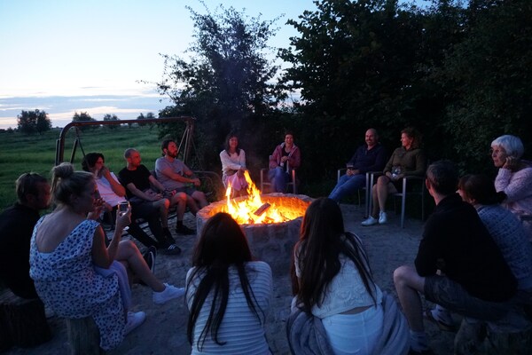 Foto van Diksmuide Landhuis met Spelen - Vakantiehuis in Kaaskerke Diksmuide - TerraceBalcony