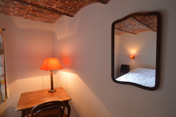 Foto van Kasteelterrein van Gesves Retreat - Vakantiehuis in Gesves - Ambiance