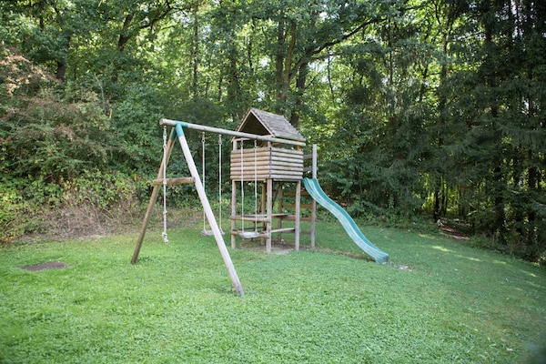 Foto van Durbuy Forest Villa met zwembad - Vakantiehuis in Grandhan (durbuy) - GardenSummer