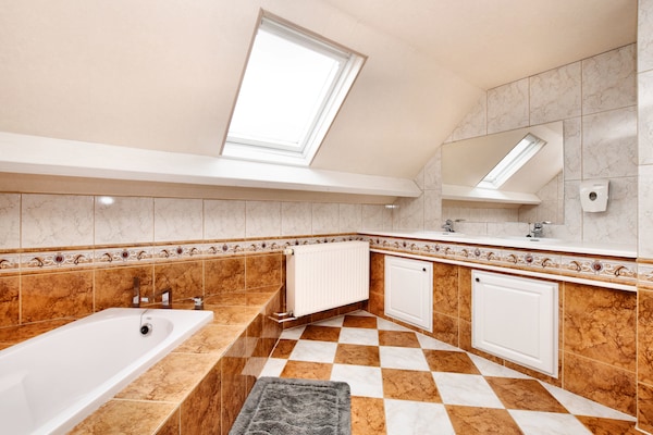 Foto van Durbuy Luxe Villa met Zwembad - Vakantiehuis in Septon (durbuy) - BathRoom