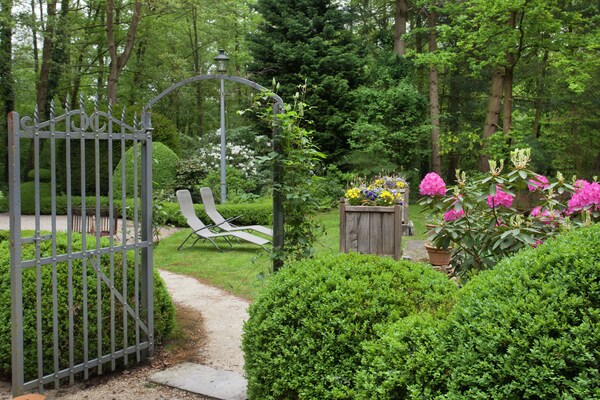 Foto van Fishing Chalet, Opglabbeek - Vakantiehuis in Opglabbeek - GardenSummer