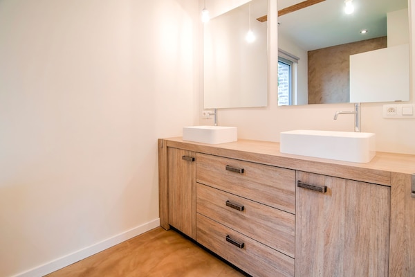 Foto van Modern gezinsvakantiehuis - Vakantiehuis in Bocholt - BathRoom