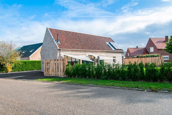 Foto van Modern gezinsvakantiehuis - Vakantiehuis in Bocholt - ExteriorSummer