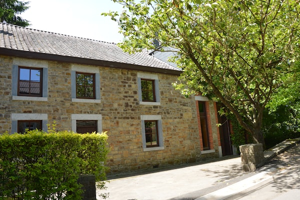 Foto van Familievilla in Ferrières - Vakantiehuis in Ferrieres - ExteriorSummer