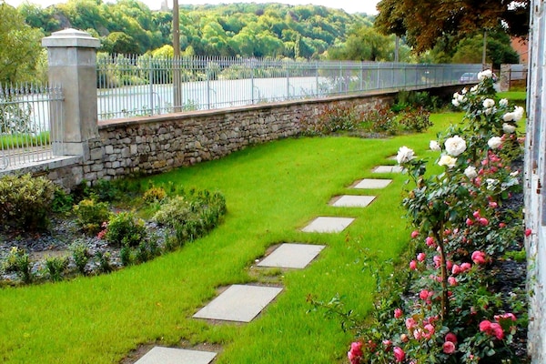 Foto van Groepsvilla met zwembad en sauna - Vakantiehuis in Bas-Oha - GardenSummer