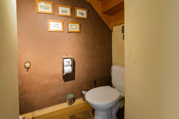 Foto van Rustig huis in Tinlot - Vakantiehuis in Tinlot - BathRoom