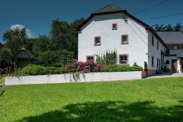 Foto van Vakantiehuis in Bullange met sauna - Vakantiehuis in Bullingen - ExteriorSummer