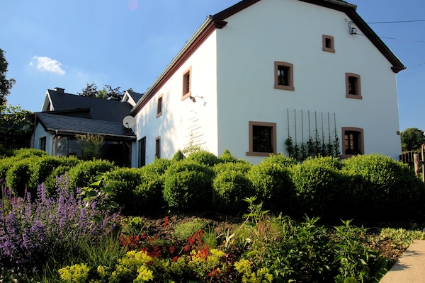 Foto van Vakantiehuis in Bullange met sauna - Vakantiehuis in Bullingen - ExteriorSummer