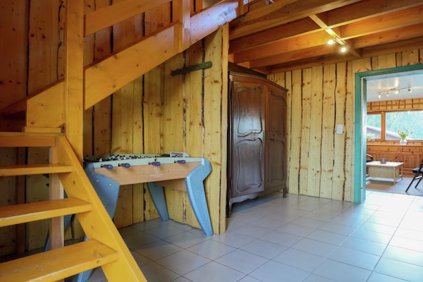 Foto van Vakantiehuis in Recht met tuin - Vakantiehuis in Recht - Landing