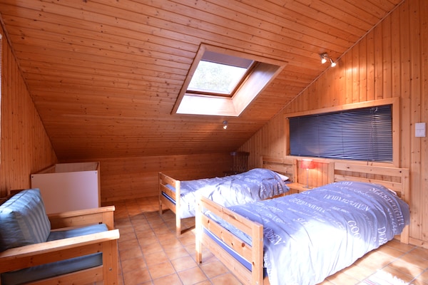 Foto van Vakantiehuis in Recht met tuin - Vakantiehuis in Recht - BedRoom