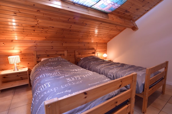 Foto van Vakantiehuis in Recht met tuin - Vakantiehuis in Recht - BedRoom